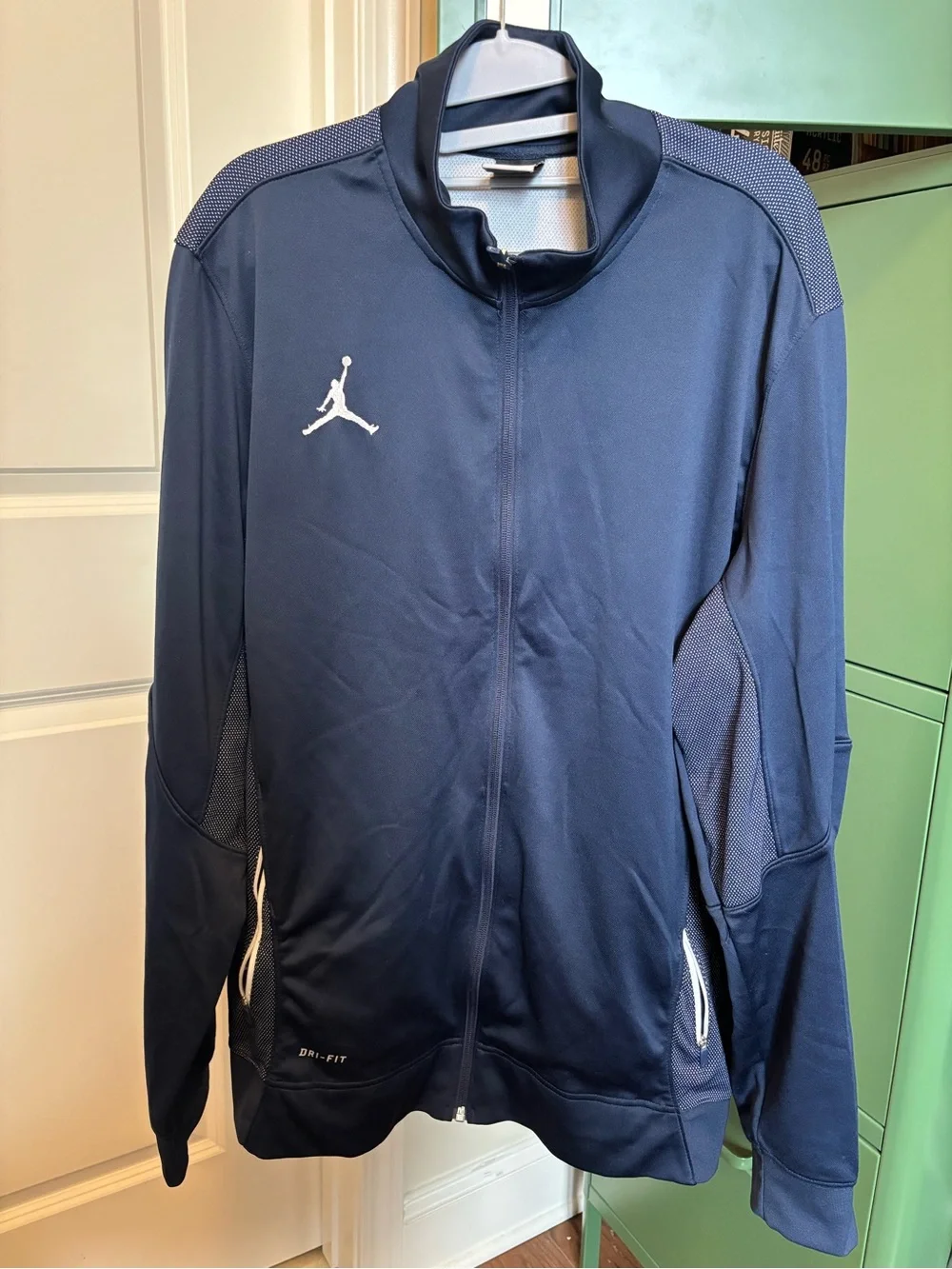 Vintage Jordan Dri Fit light warm up  jacket XL y2k early 2010s
